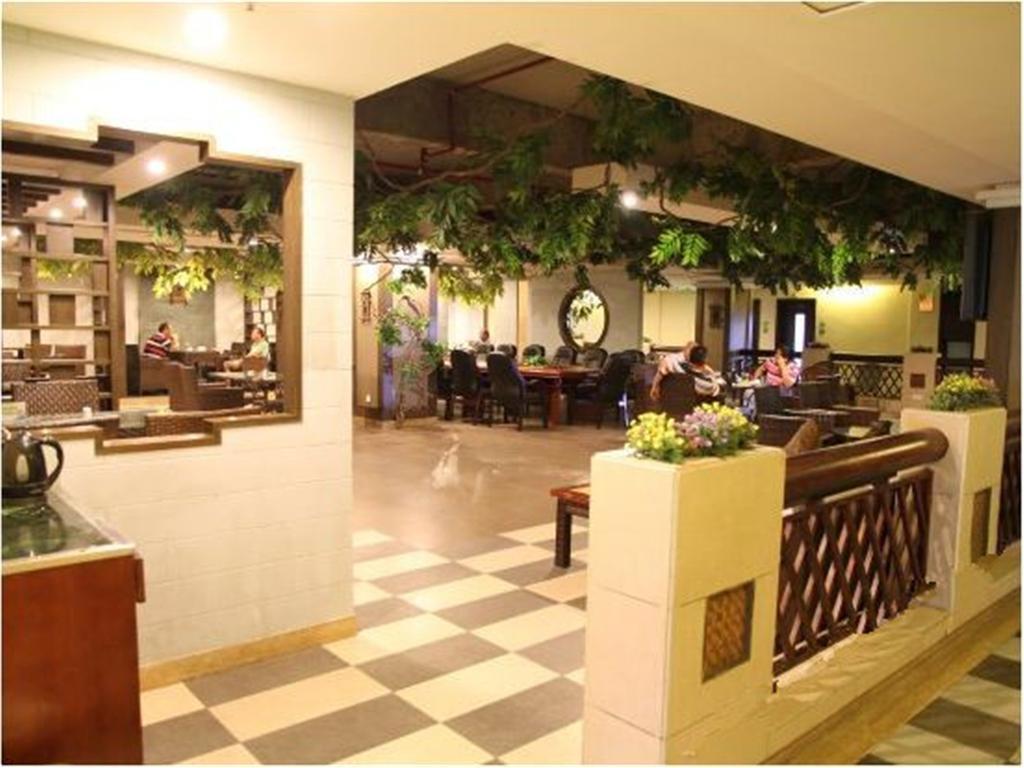 Serengeti Hotel Haikou  Εξωτερικό φωτογραφία